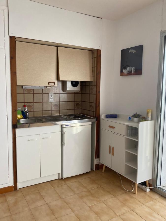 Apartamento 100M De La Playa Apartment Росес Екстериор снимка